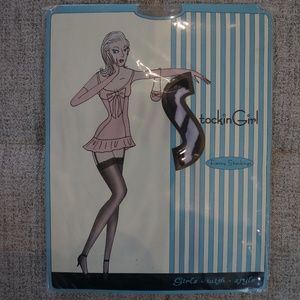 Stocking Girl - Sheer Printed Stockings